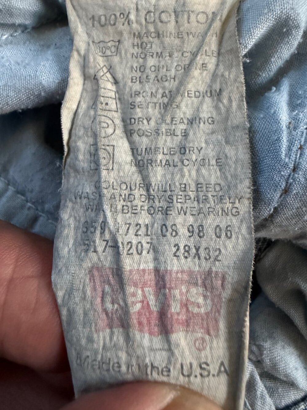 VTG 1998 Levi's 517 Made in USA Bootcut Jeans Distressed Light Wash 28x32 - Picture 9 of 14
